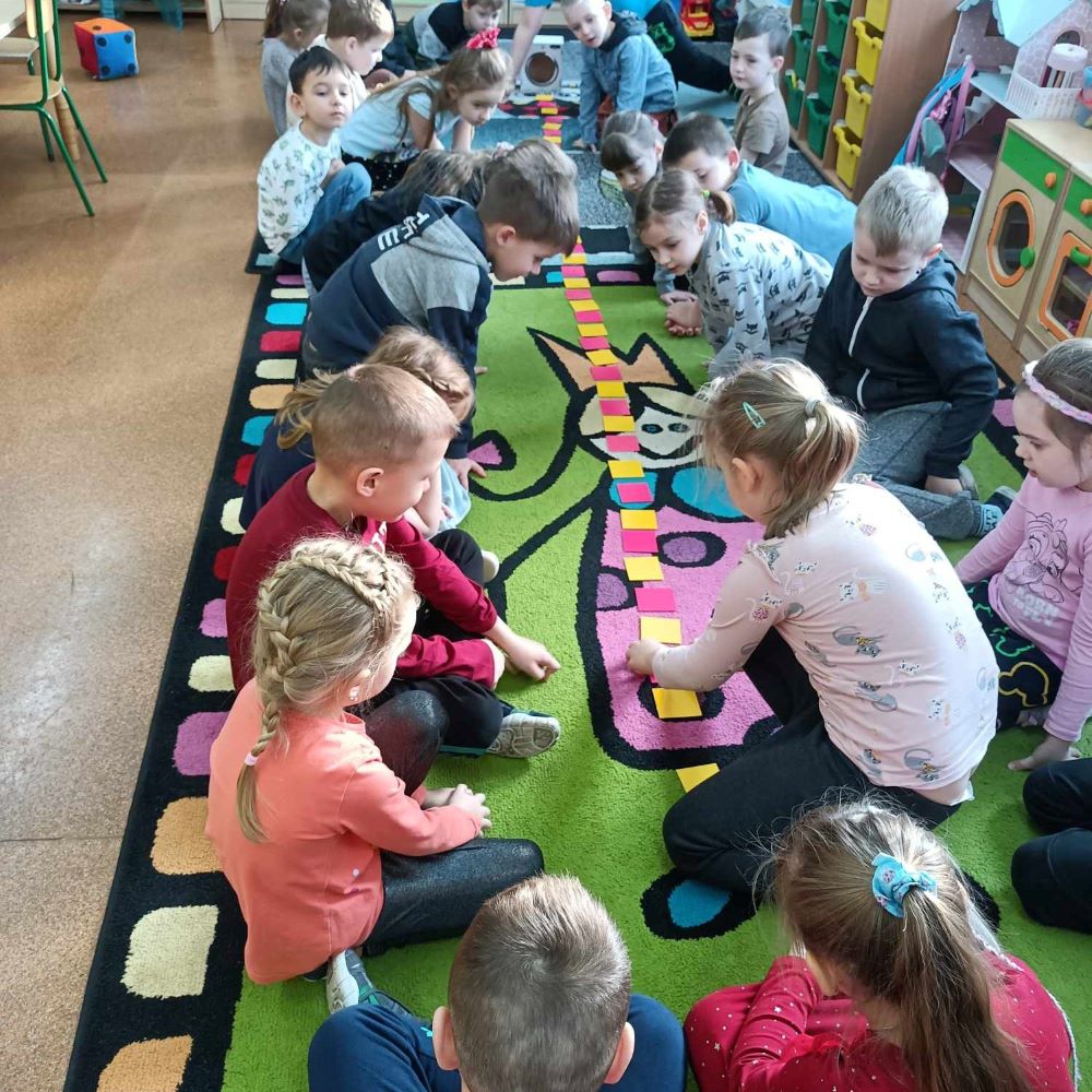 dzien-skladanki-i-lamiglowki-4 Zajęcia z programu czytelniczego Dzień Składanki i Łamigłówki