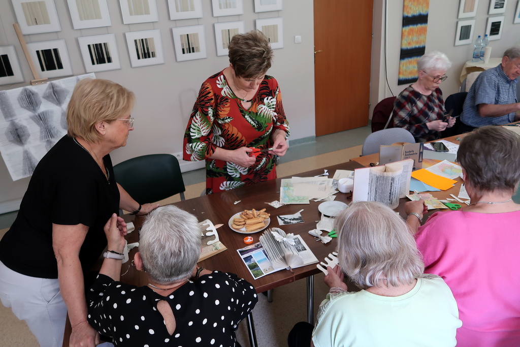 Warsztaty tworzenia ozdób ze starych książek