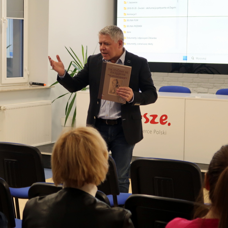 Tak staliśmy się żołnierzami - relacja fotograficzna ze spotkania z Przemysławem Bednarczykiem