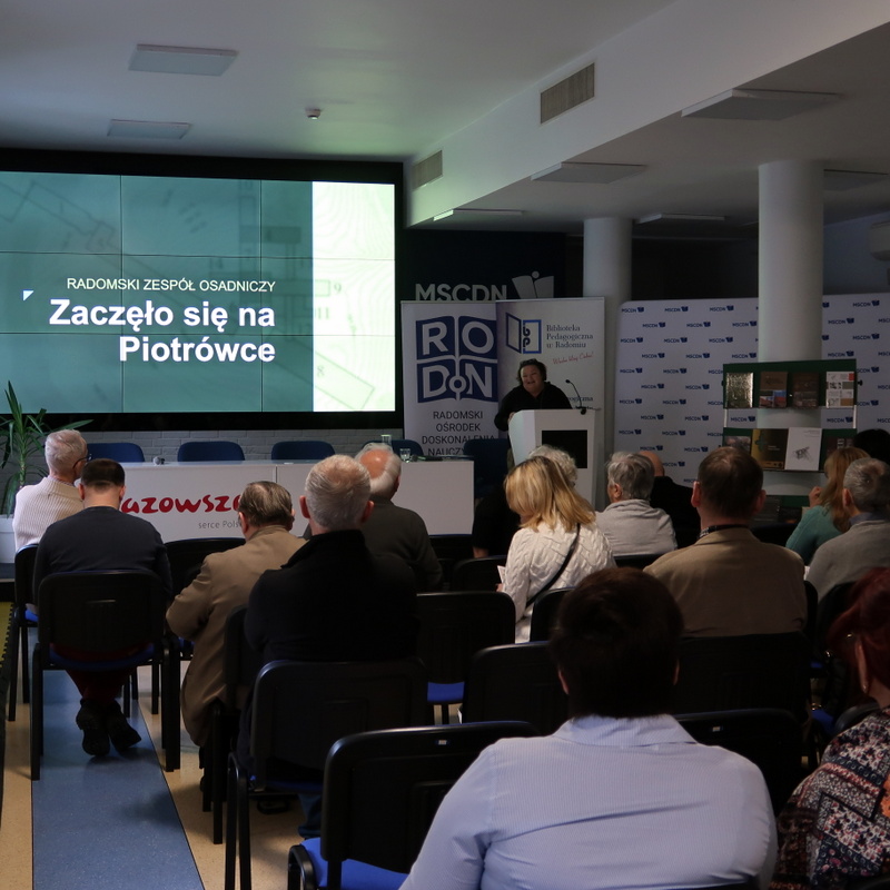 Spotkanie z kustosz działu archeologii w Muzeum im. Jacka Malczewskiego Dorotą Pogodzińską.