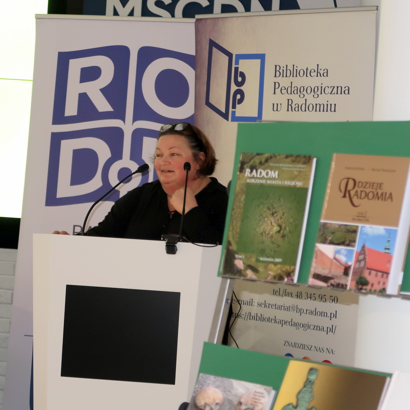 Spotkanie z kustosz działu archeologii w Muzeum im. Jacka Malczewskiego Dorotą Pogodzińską.