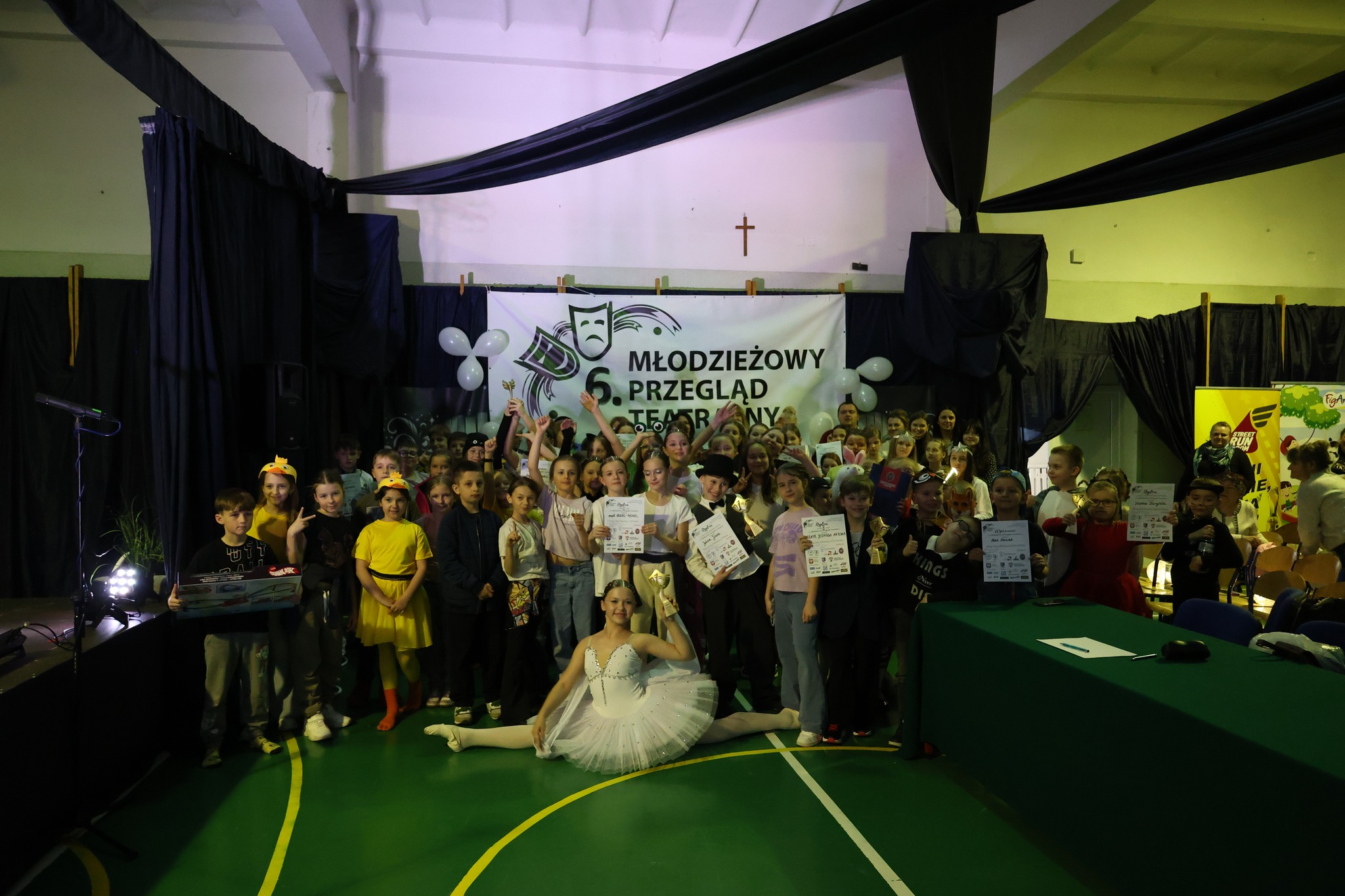 Drugi dzień 6. Młodzieżowego Przeglądu Teatralnego.