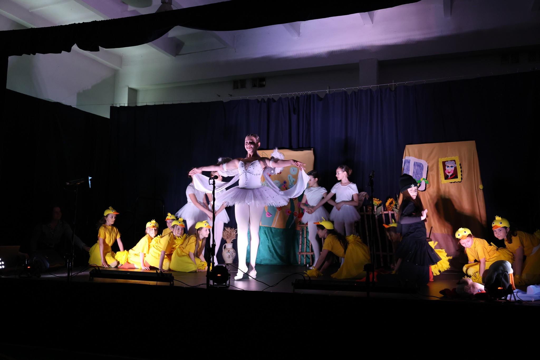 Drugi dzień 6. Młodzieżowego Przeglądu Teatralnego.