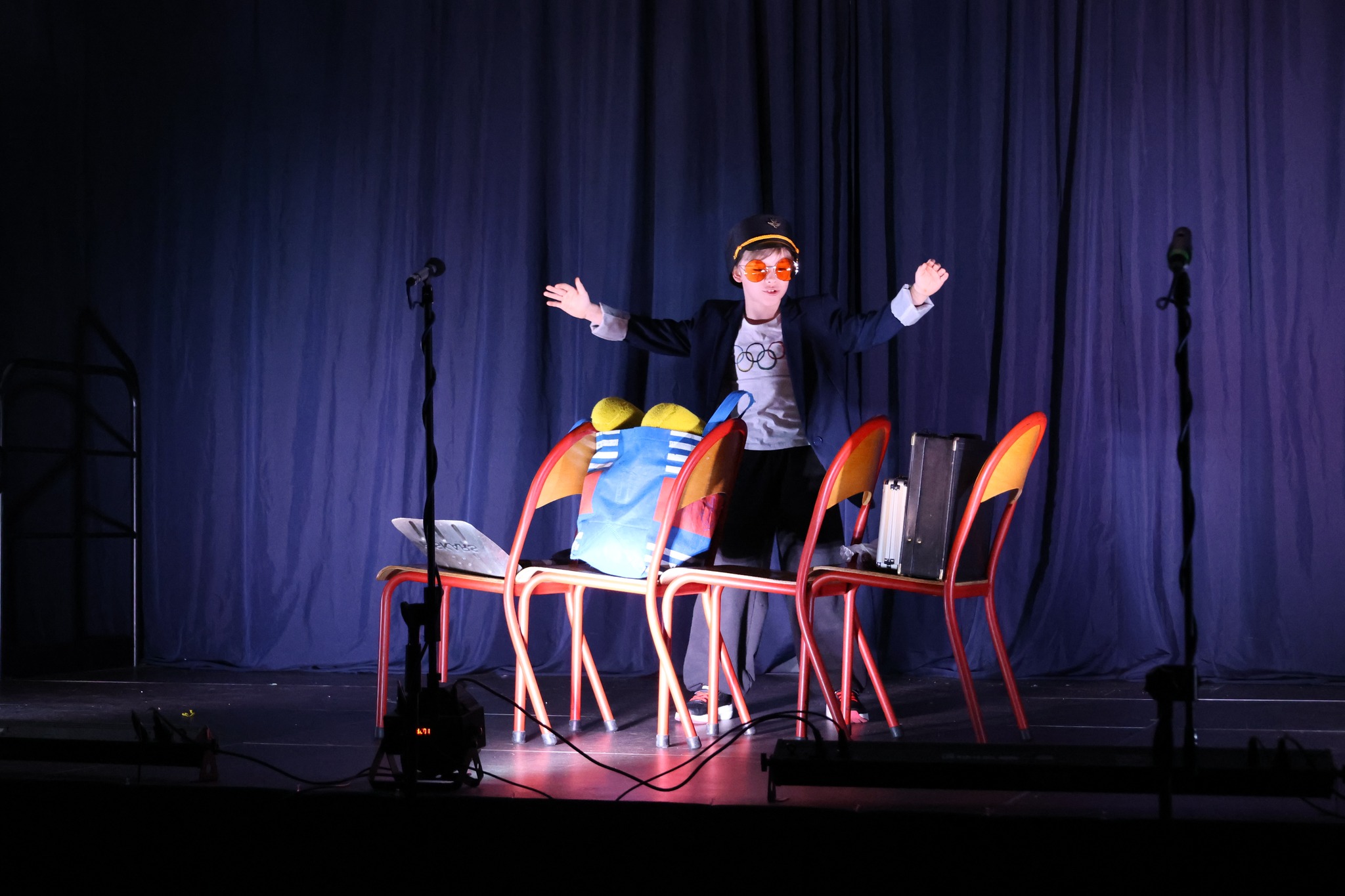 Drugi dzień 6. Młodzieżowego Przeglądu Teatralnego.