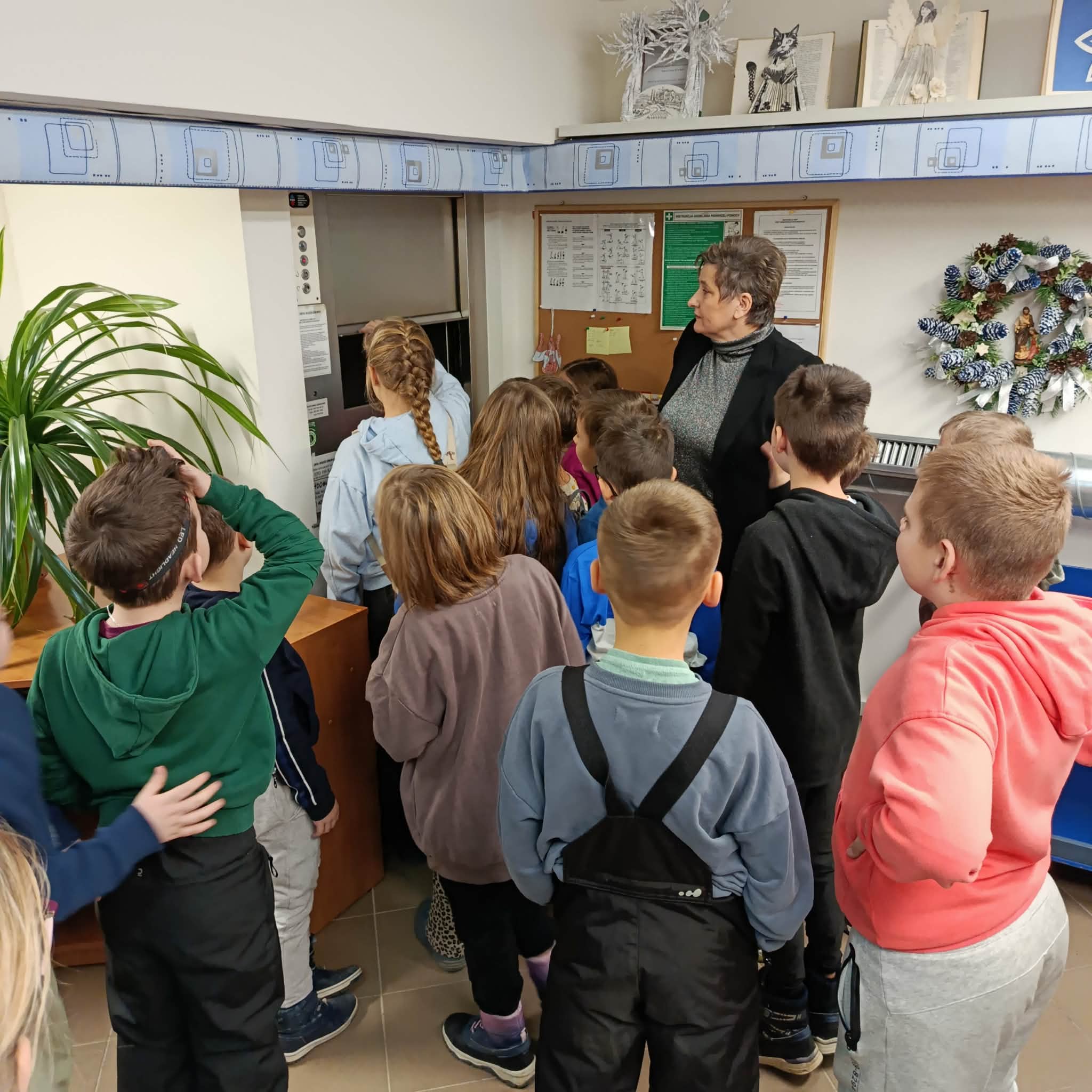 Fotorelacja z wizyty uczniów PSP nr 17